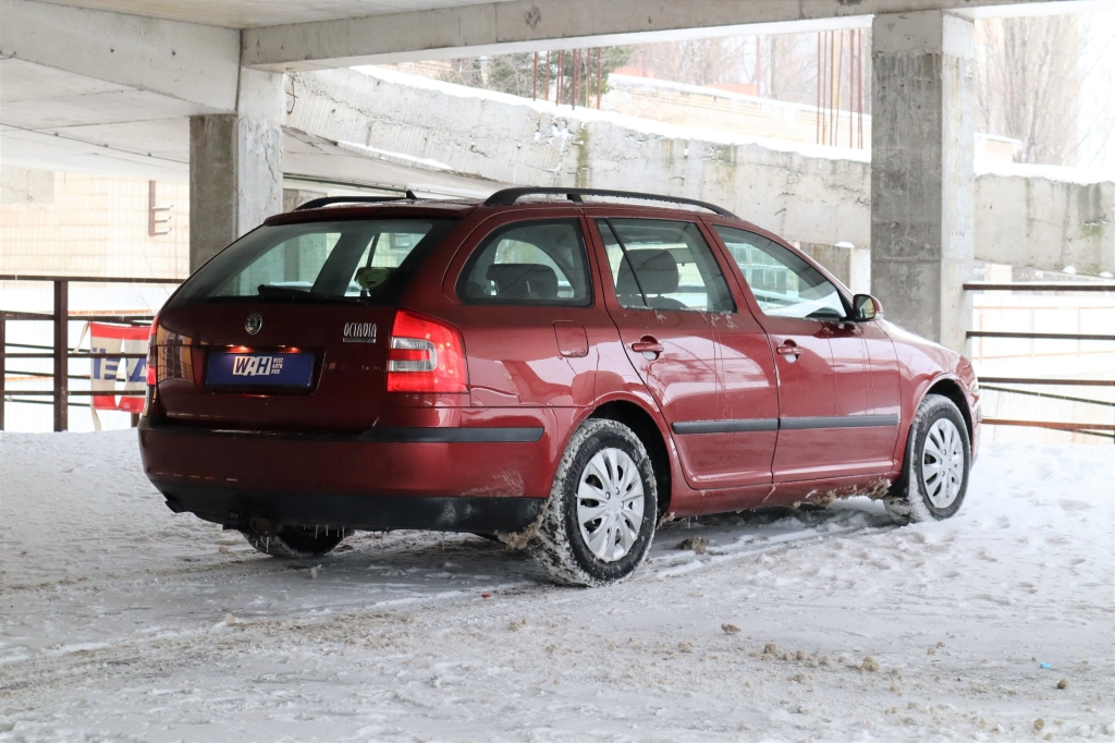 Skoda Octavia A5 MPI фото 4