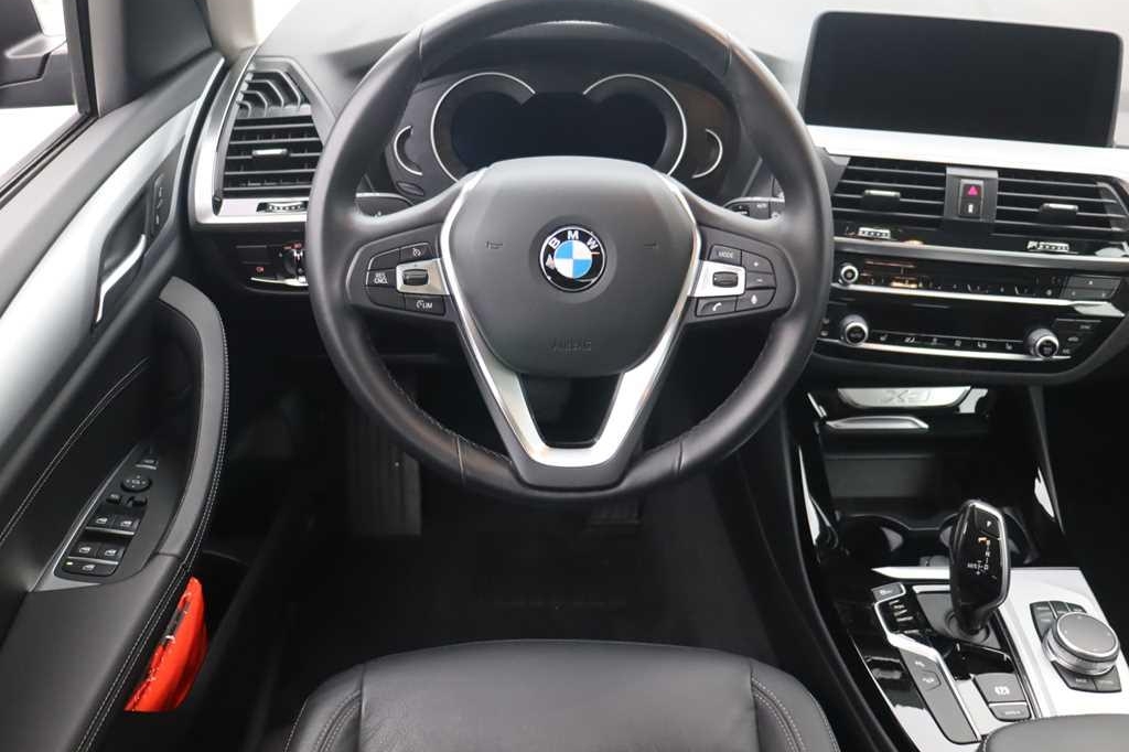BMW X3 2018 фото 2