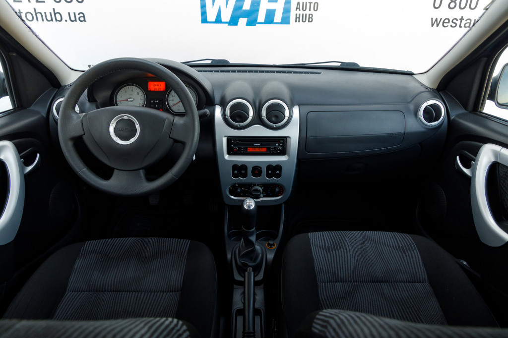 Dacia Logan 2009 фото 14