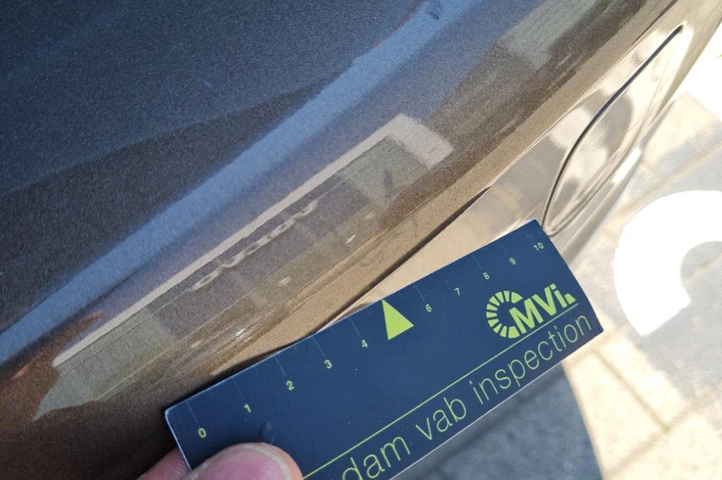 Volvo V60 Cross Country 2016 photo 17