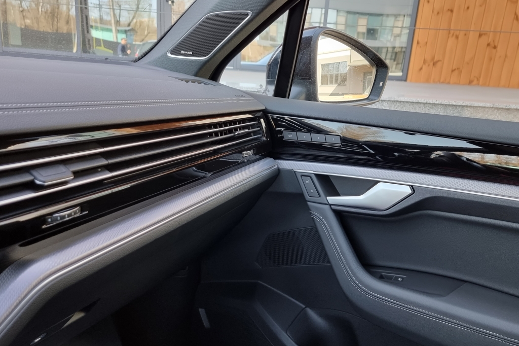 Volkswagen Touareg PLATINUM 2021 photo 15