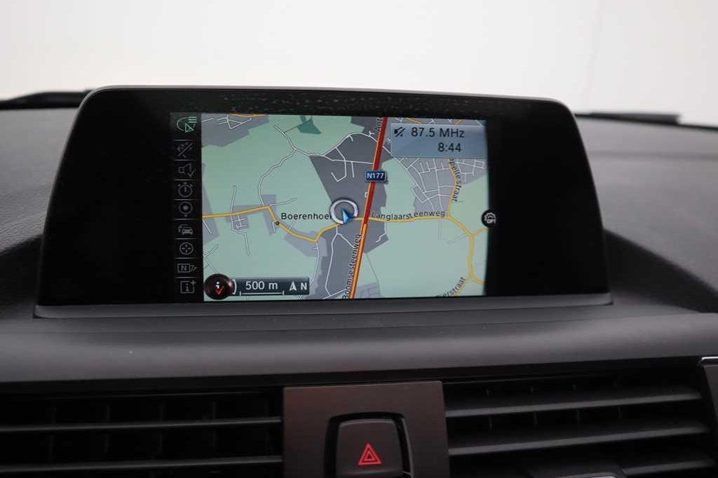 BMW 1er 2015 фото 2