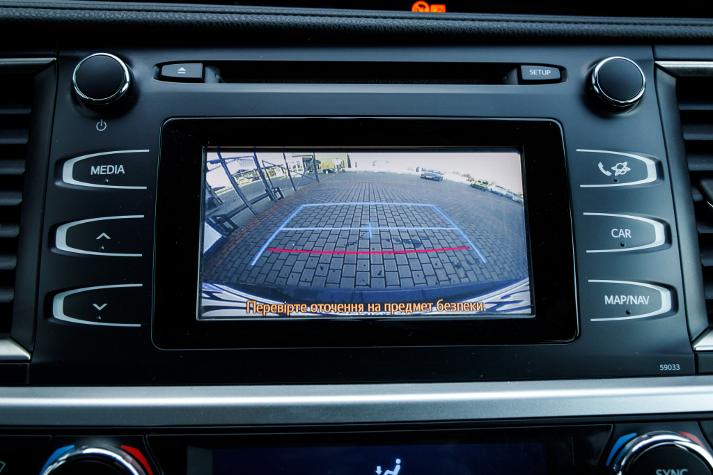 Toyota Highlander 2015 фото 12