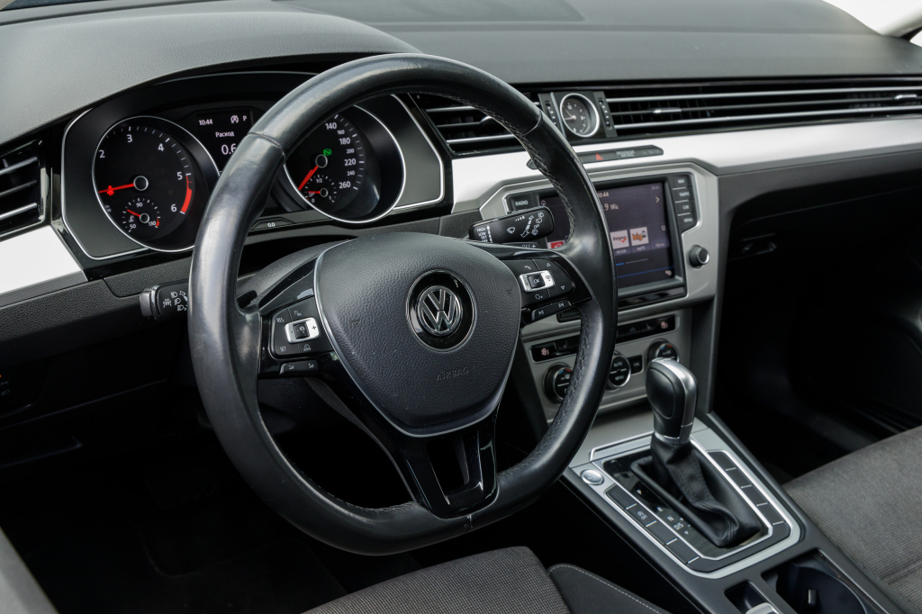 Volkswagen Passat B8 2017 фото 3