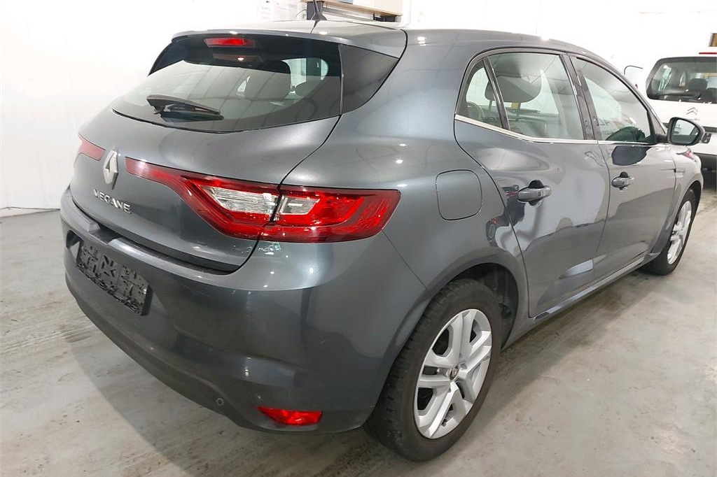 Renault Megane 2018 фото 1