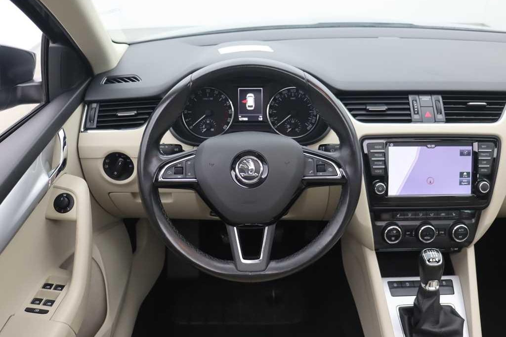 Skoda Octavia Combi 2017 photo 3