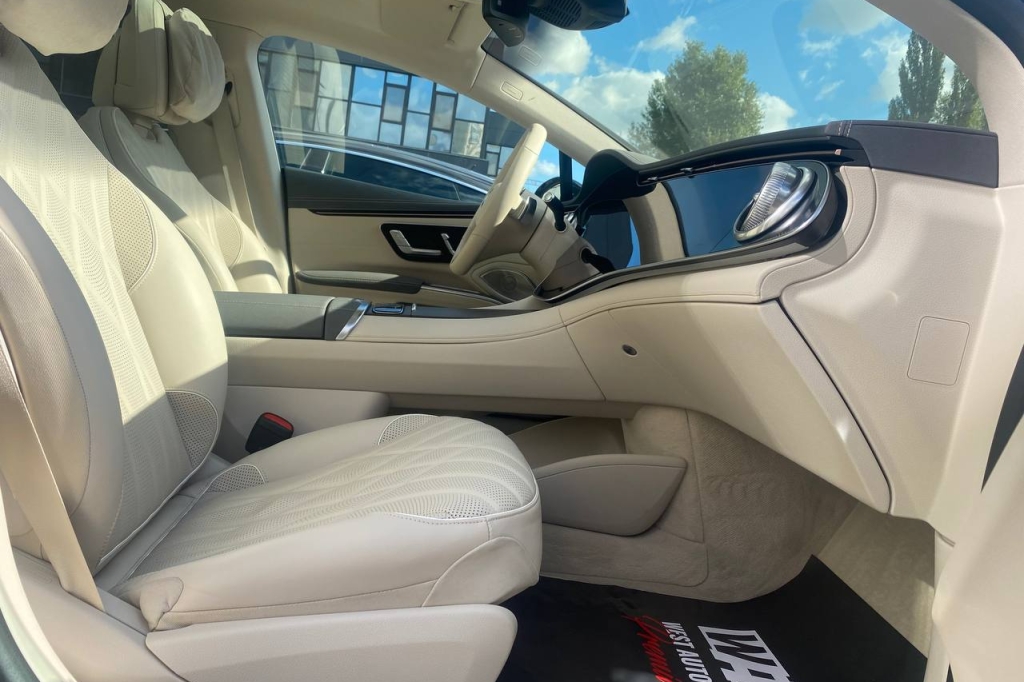 Mercedes-Benz EQS 580 4MATIC 2021 photo 12