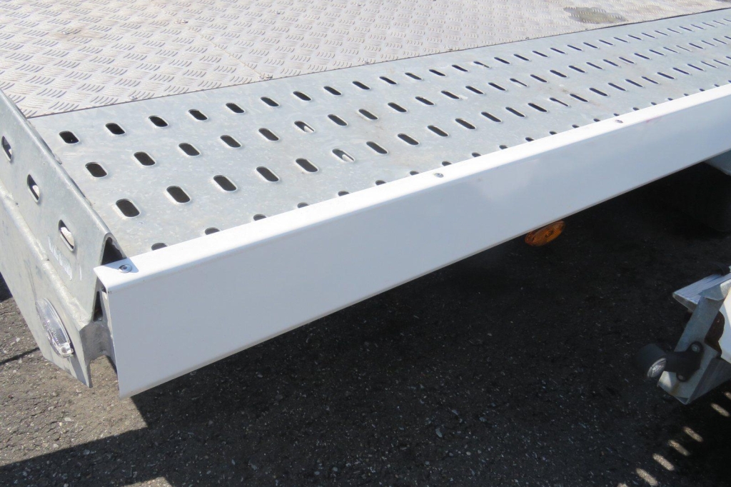 Blyss Anhänger Jupiter 2017 фото 4