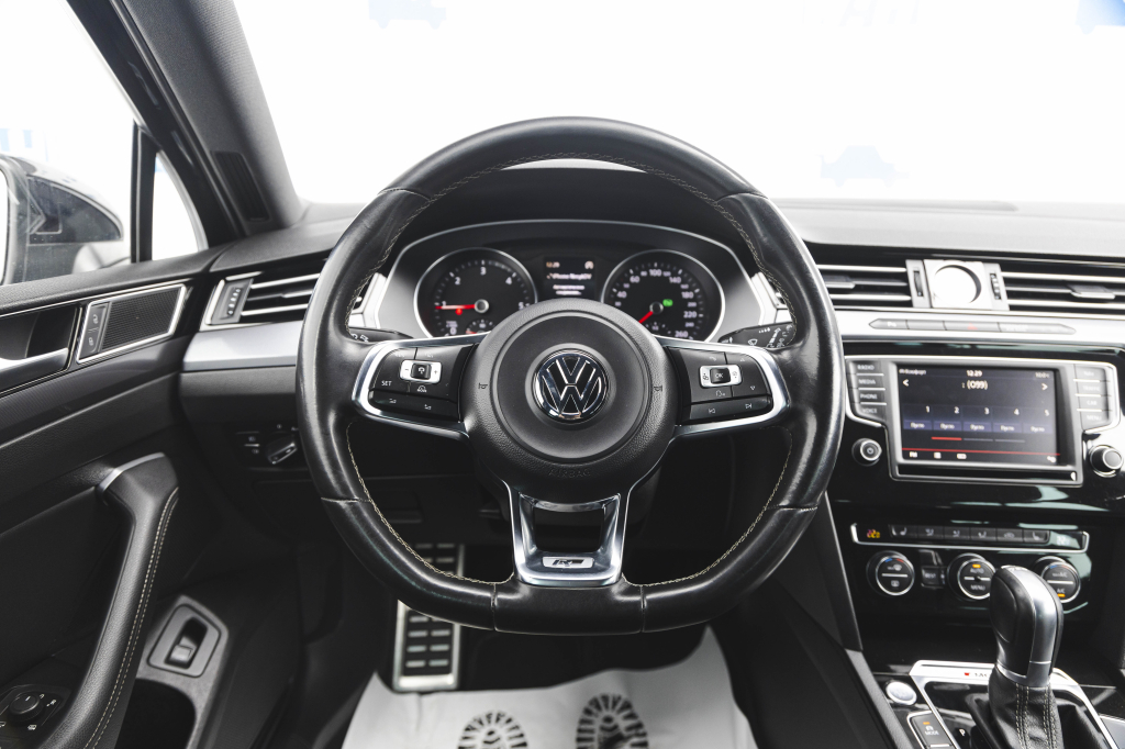 Volkswagen Passat BiTDi 4Motion 2016 фото 25