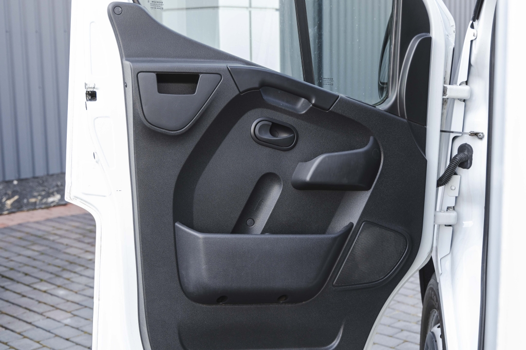 Opel Movano 2019 фото Opel Movano 2019 фото 17