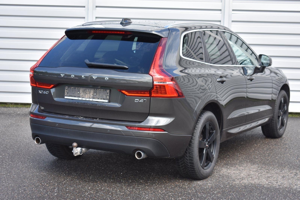 Volvo XC60 2018 фото 6