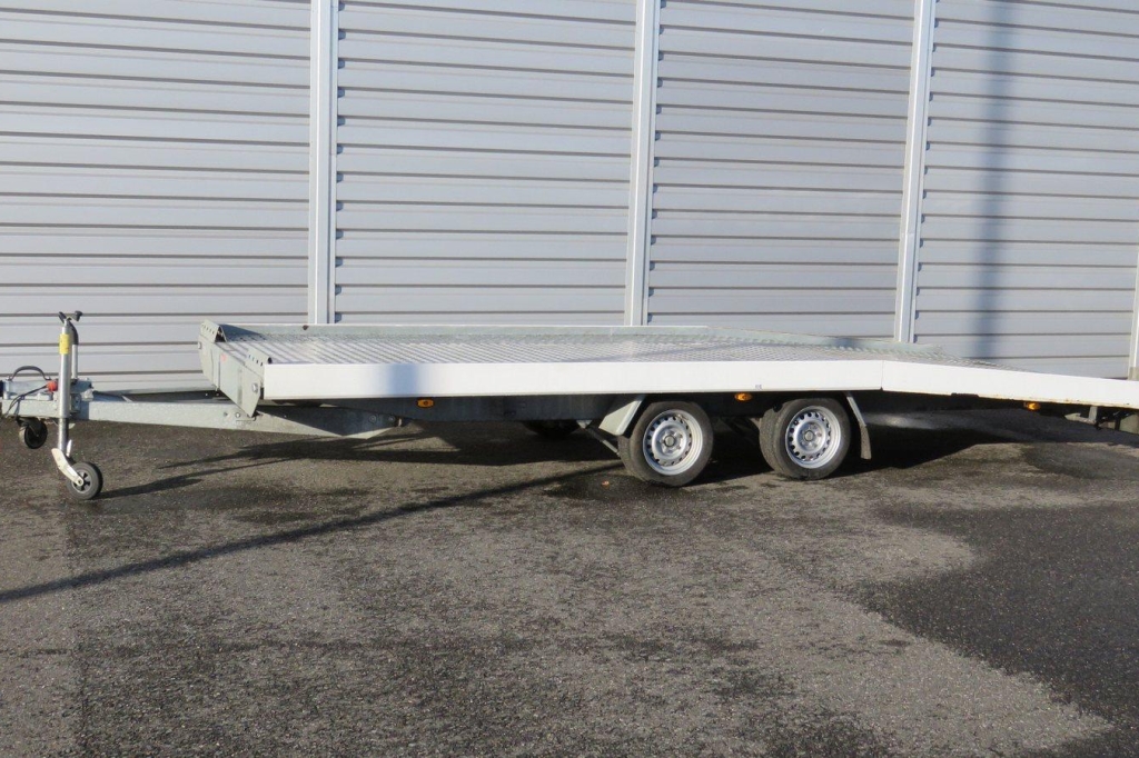 Blyss Anhänger Jupiter 2017 фото 2