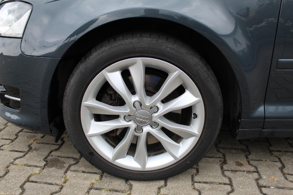 Audi A3 Sportback 2011 фото 6