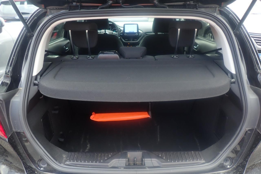 Ford Fiesta 2020 фото 1