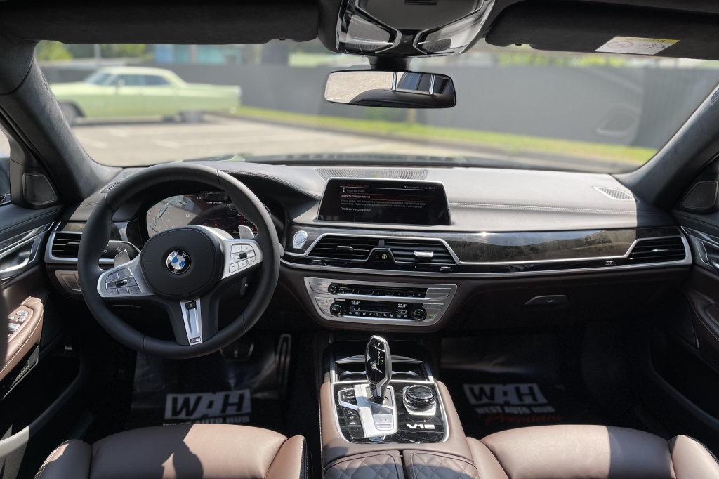 BMW 760 Long XDrive 2021 фото 6