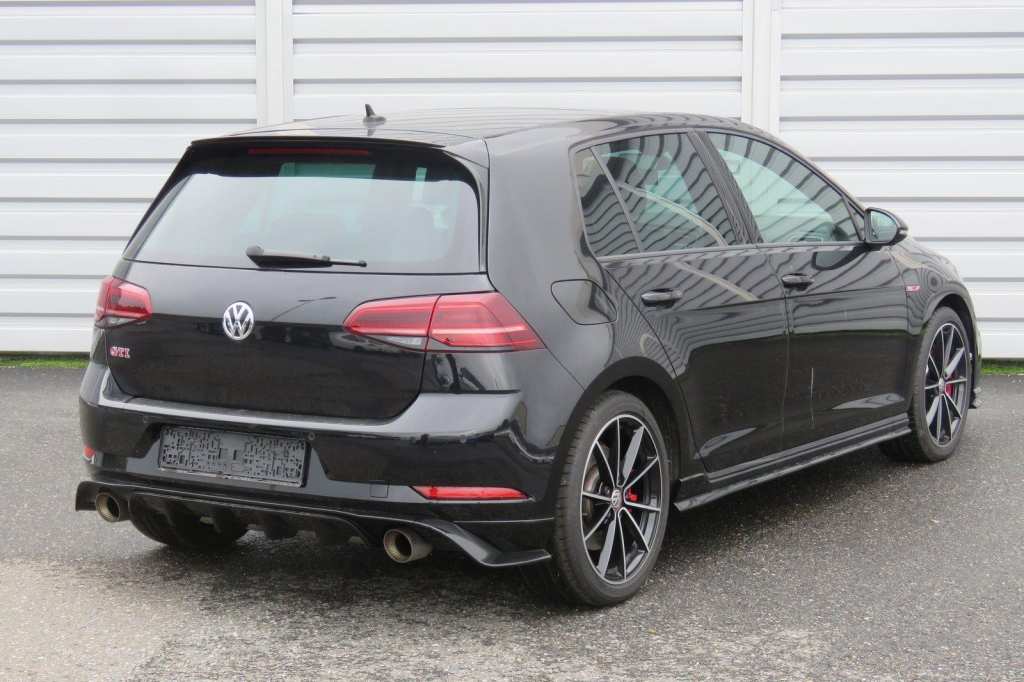 Volkswagen Golf GTI 2020 photo 6