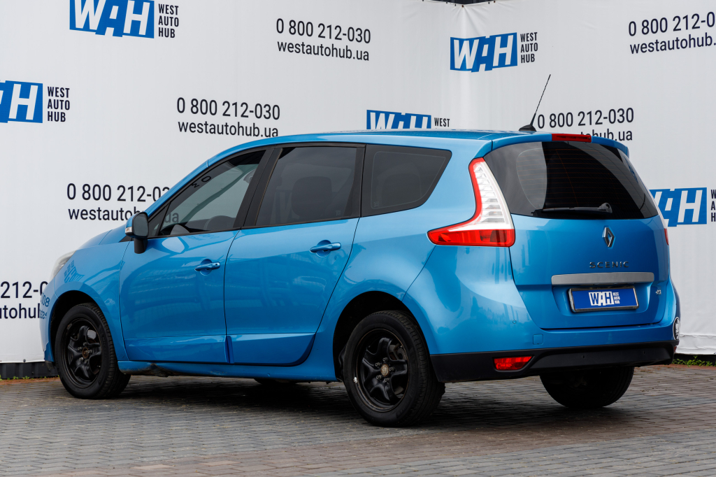 Renault Megane Scenic 2014 photo 5