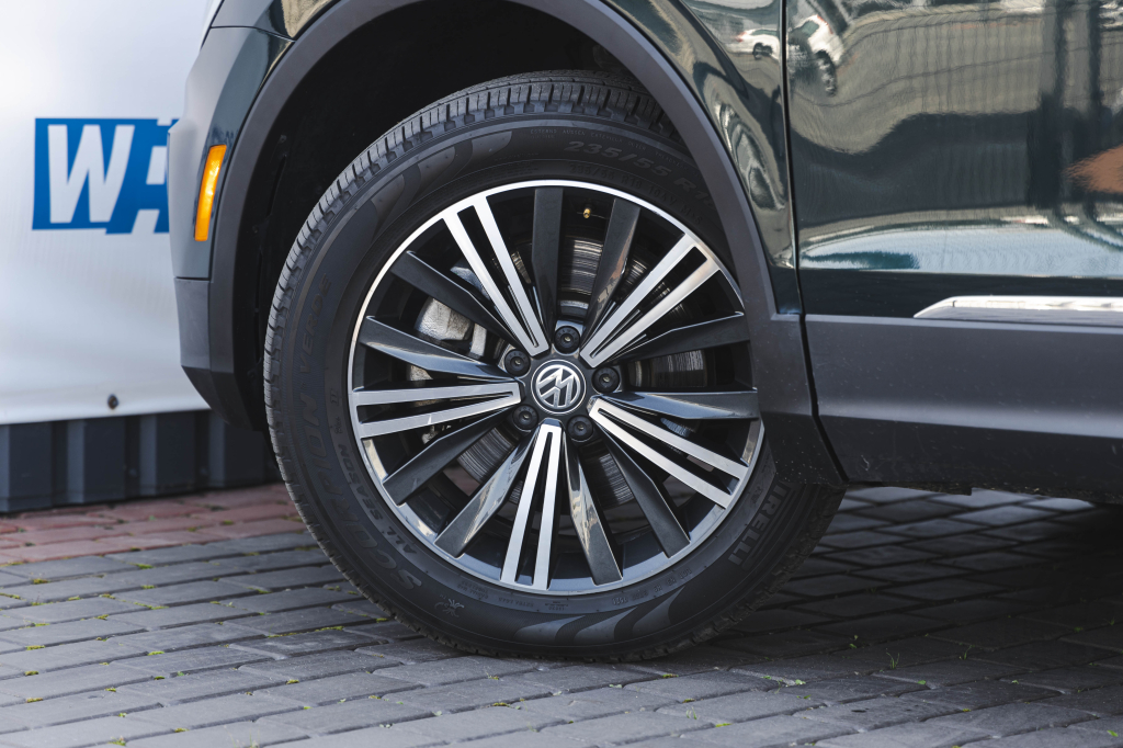 Volkswagen Tiguan SEL 2019 фото Volkswagen Tiguan SEL 2019 фото 12