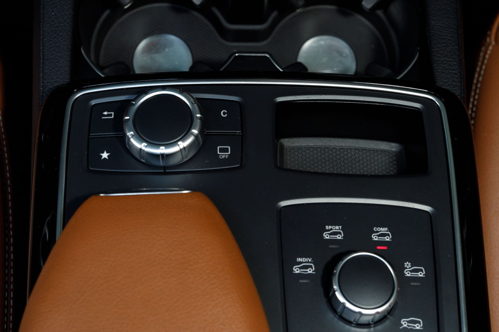 Mercedes-Benz GLE 250 ML250 CDI BlueTEC 2017 photo 37