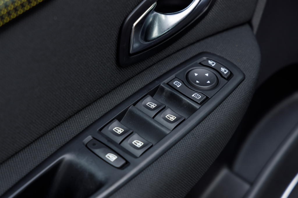 Renault Megane Scenic Grand  2010 photo 12