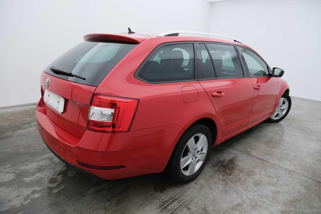 Skoda Octavia Combi 2017 фото 3