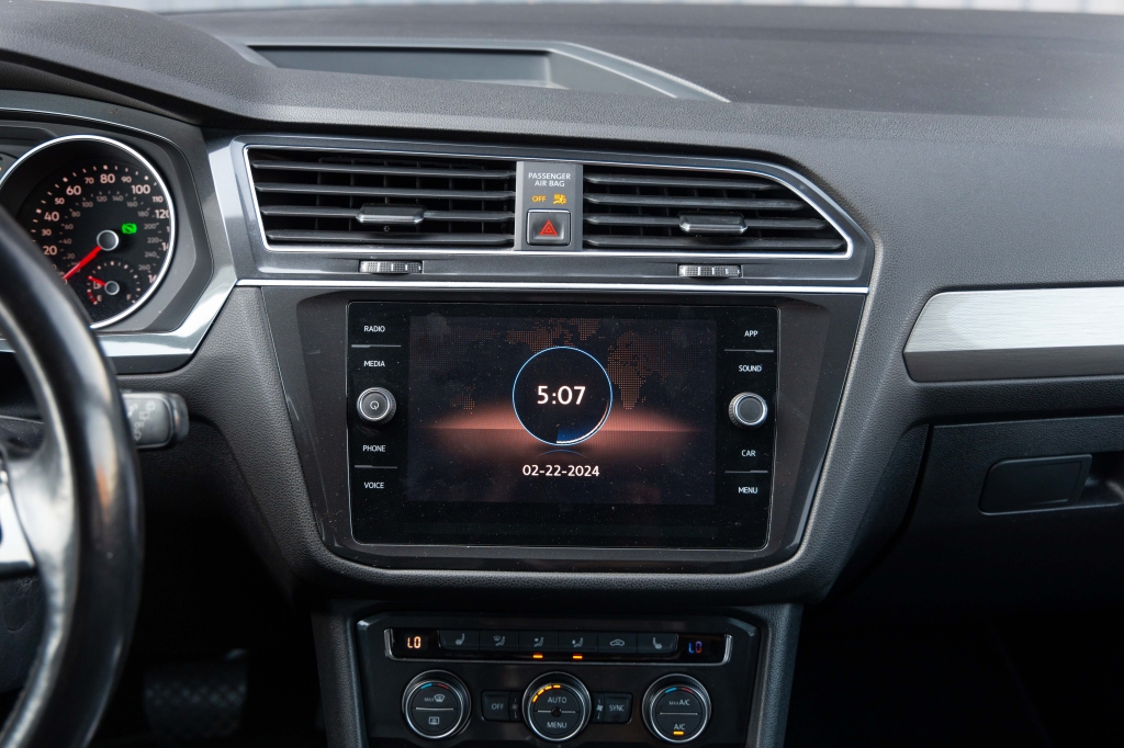 Volkswagen Tiguan SE 2017 фото Volkswagen Tiguan SE 2017 фото 19