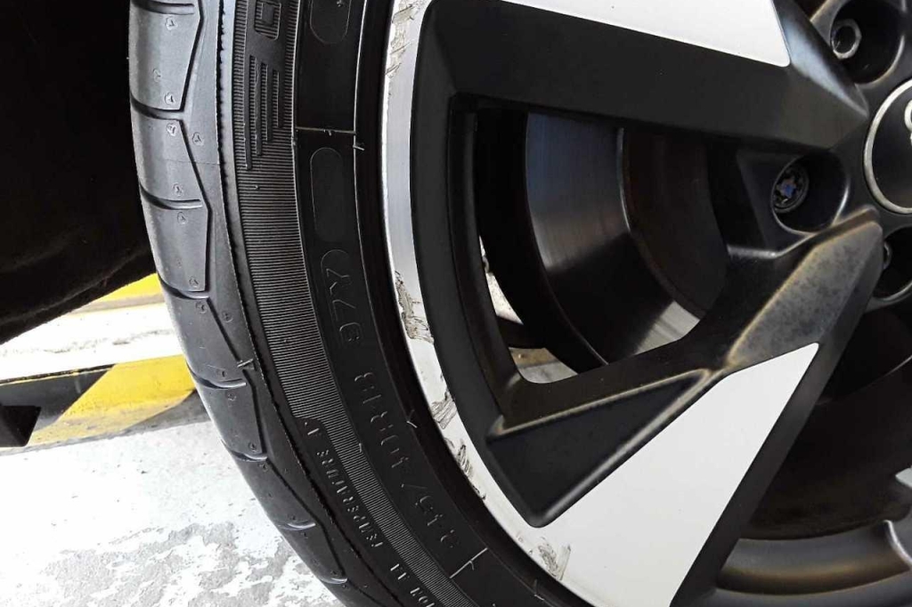 Audi S4 Avant 2018 фото 14