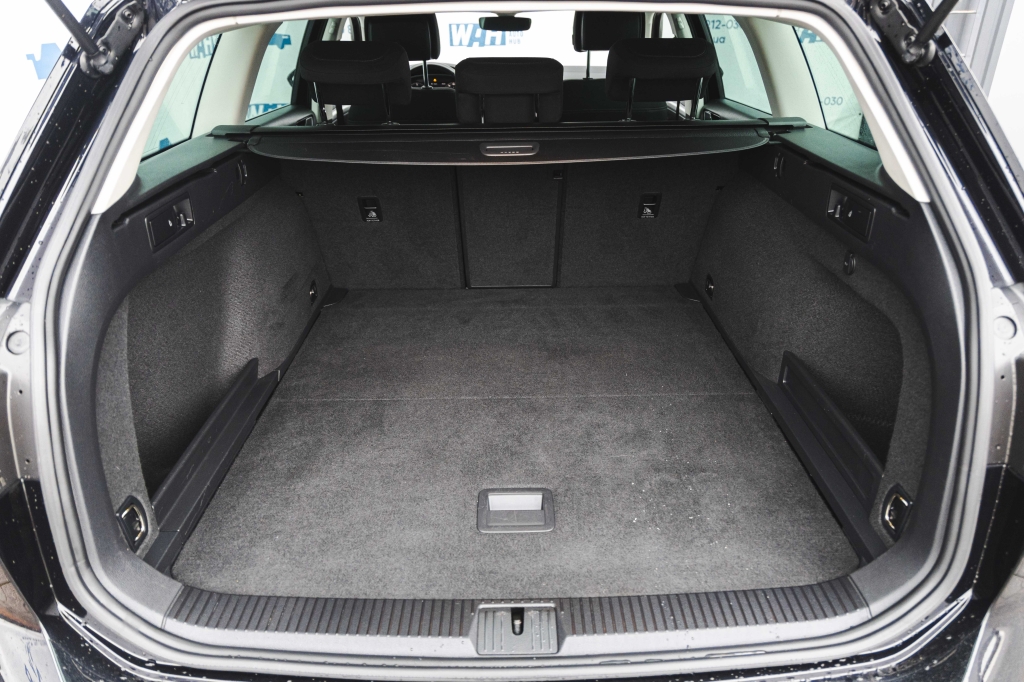 Volkswagen Passat 2017 фото 32