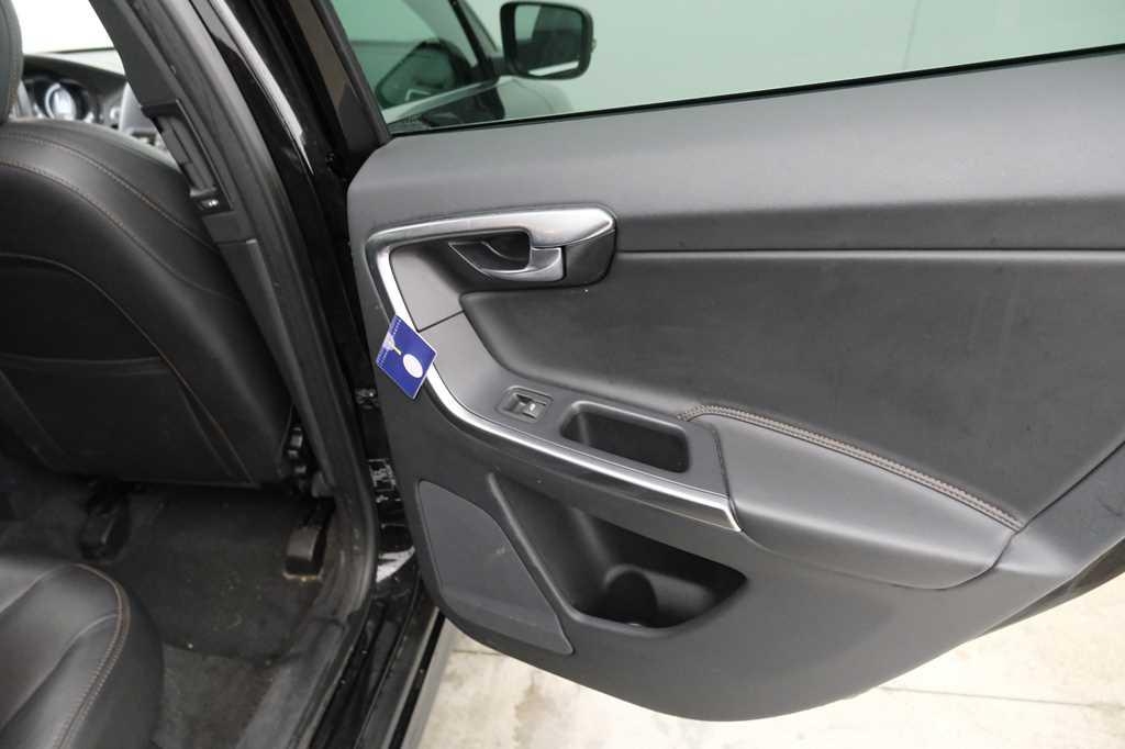 Volvo XC60 2017 photo 59