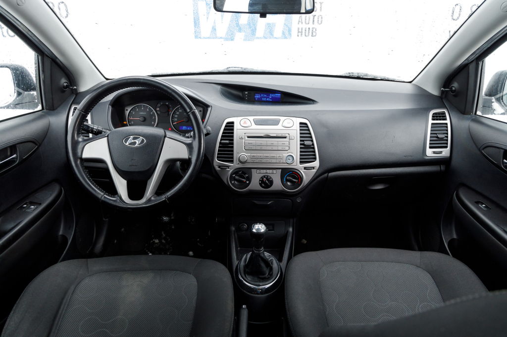 Hyundai i20 фото 7