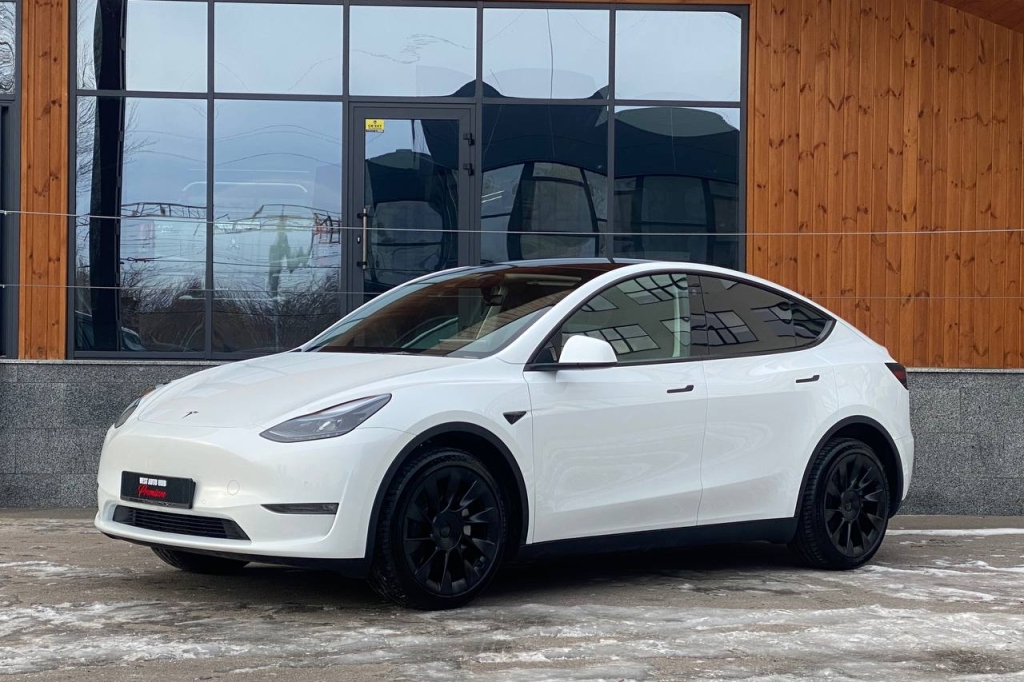 Tesla Model Y Long Range 2022 фото 2