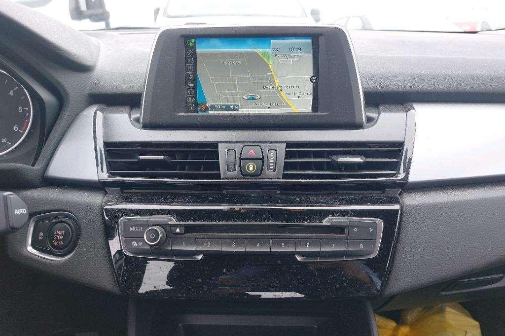 BMW 2er Active Tourer 2017 фото 5