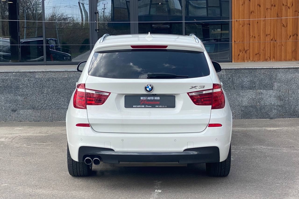 BMW X3 28i AT 2015 photo 4