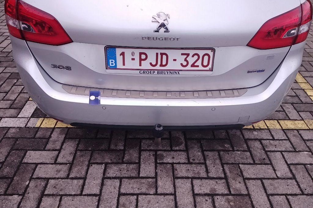 Peugeot 308 2016 фото 12