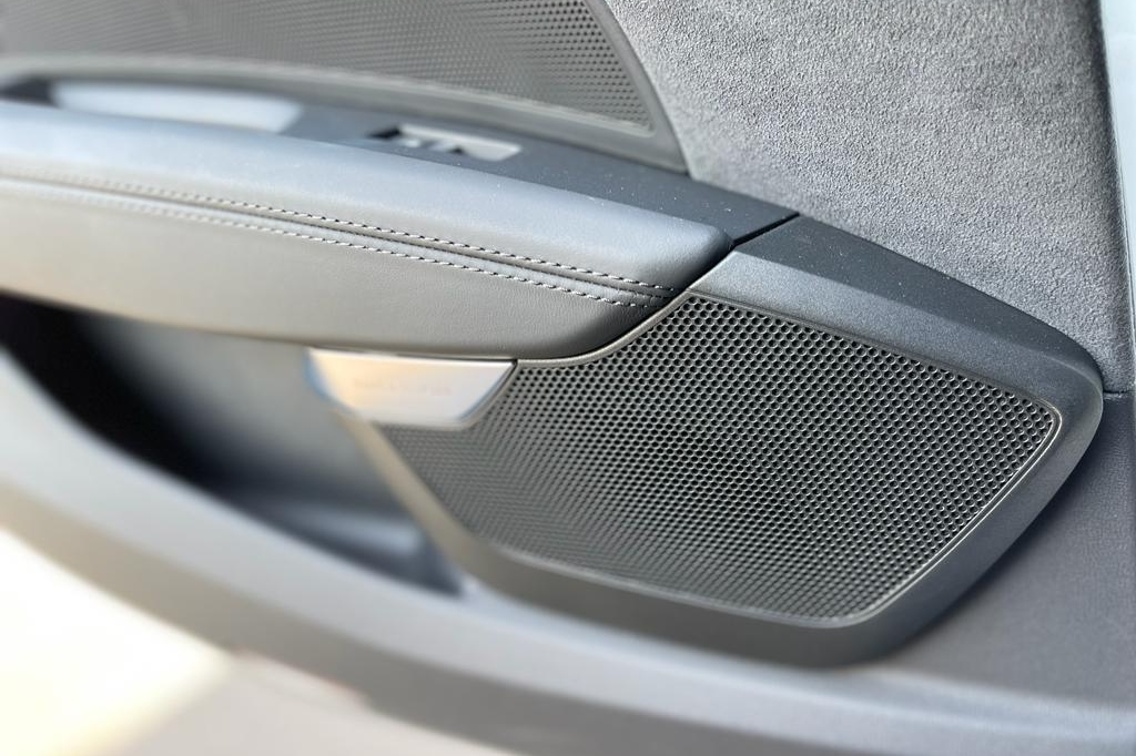 Audi e-tron GT 2021 фото 16