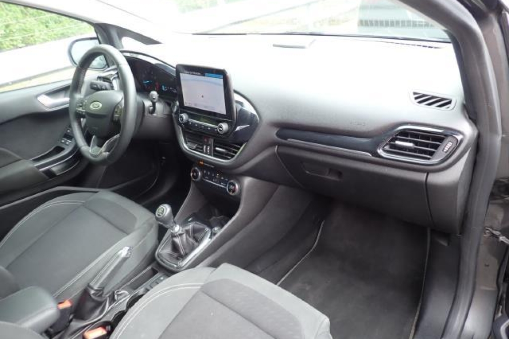 Ford Fiesta 2019 photo 2