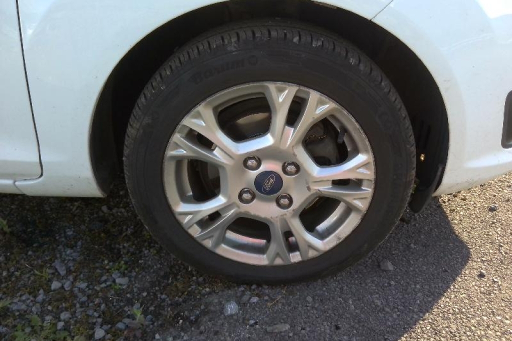 Ford Fiesta 2017 photo 10