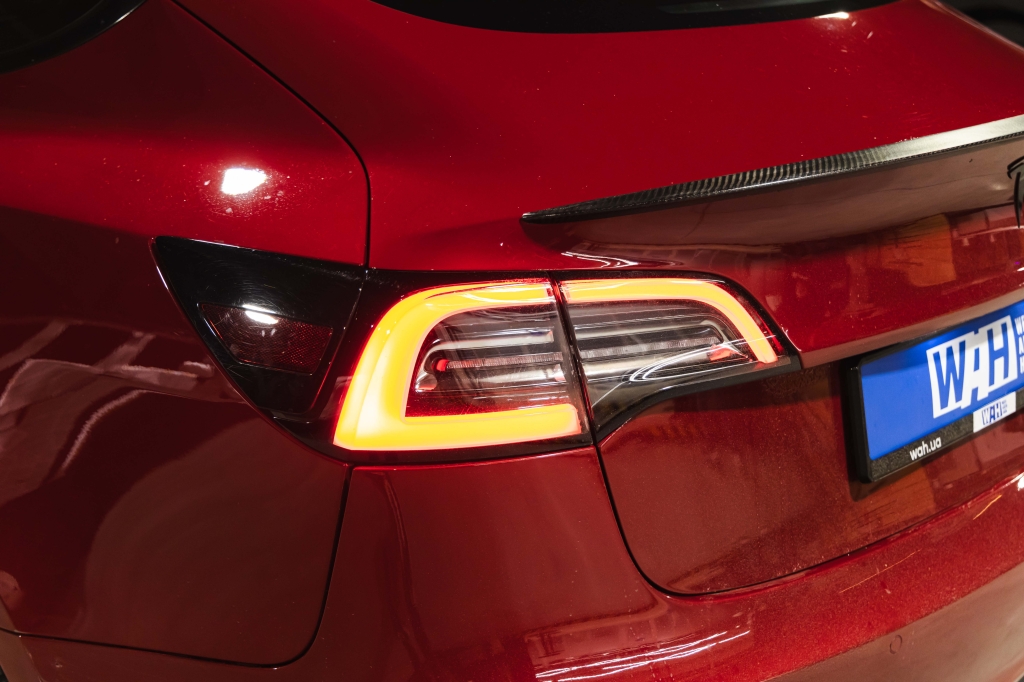 Tesla Model 3 Long Range Performance 2018 фото 13