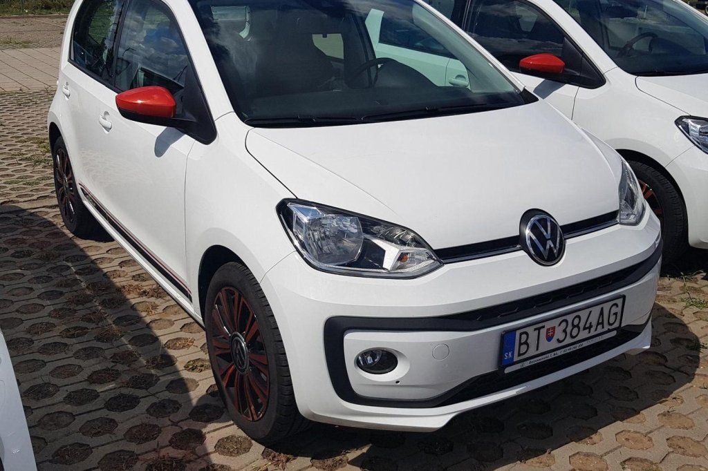 Volkswagen Up! 2020 фото 4
