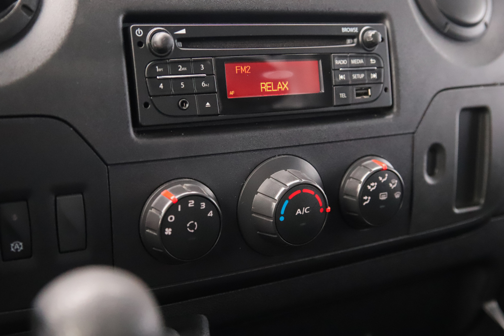 Renault Master III 2017 photo 26