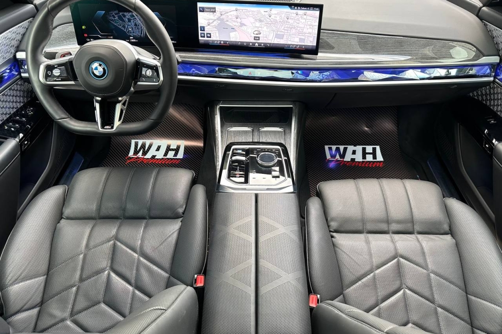 BMW i7 2023 фото 22