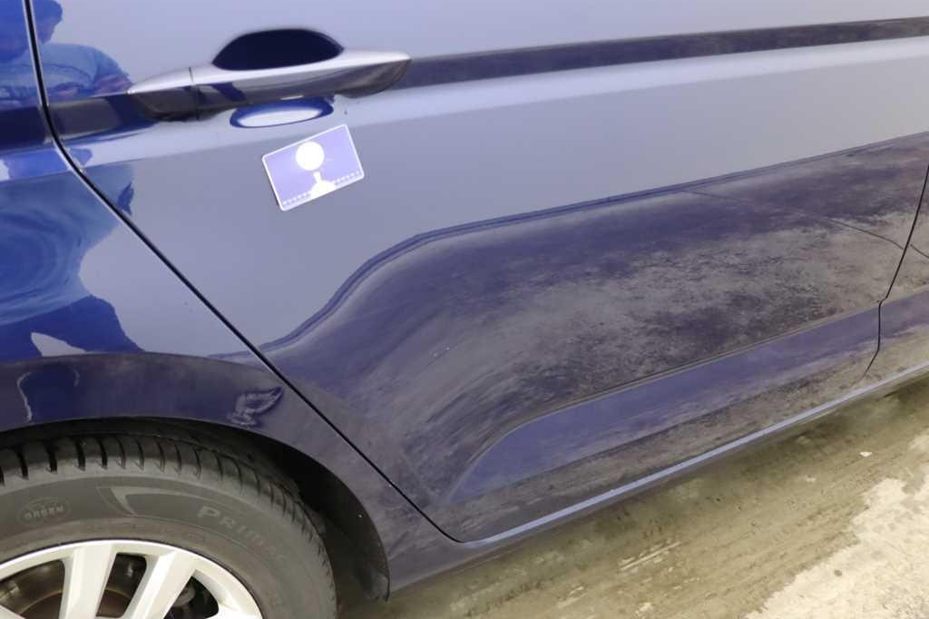 Volkswagen Touran 2017 фото 9