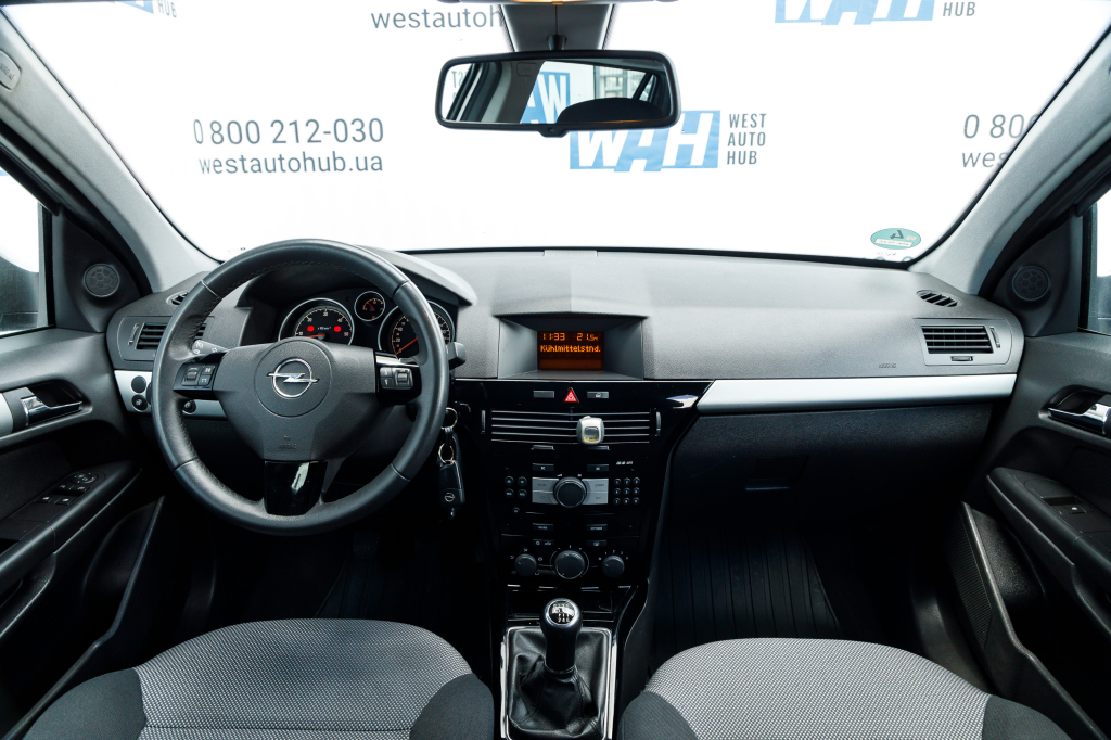 Opel Astra H Cosmo 2010 photo 11