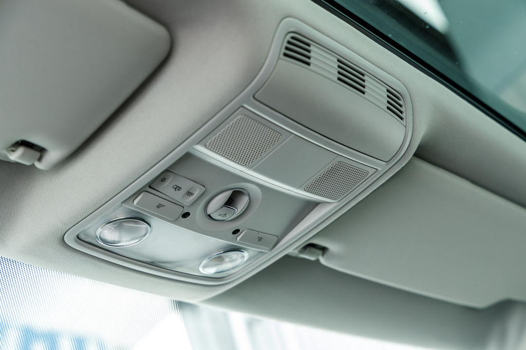 Volkswagen Scirocco 2009 фото 12