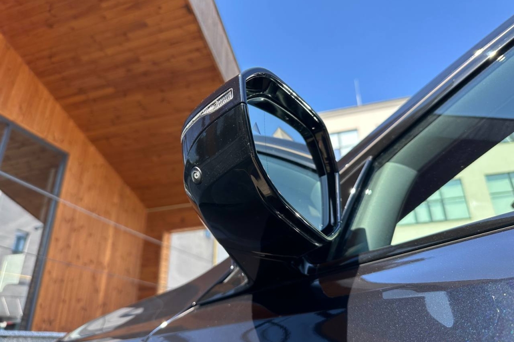 BMW 740 2023 photo 9