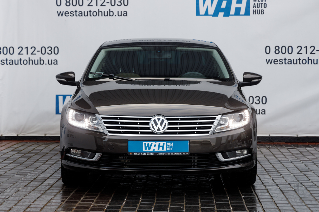 Volkswagen CC 2012 photo 2