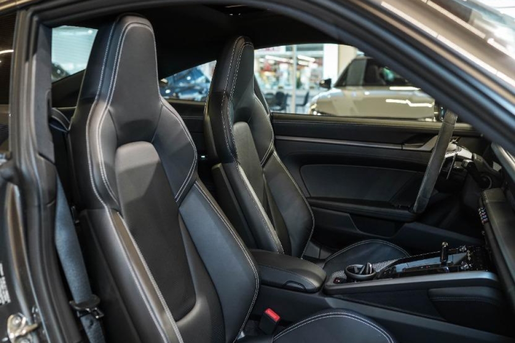 Porsche 992 2019 фото 5