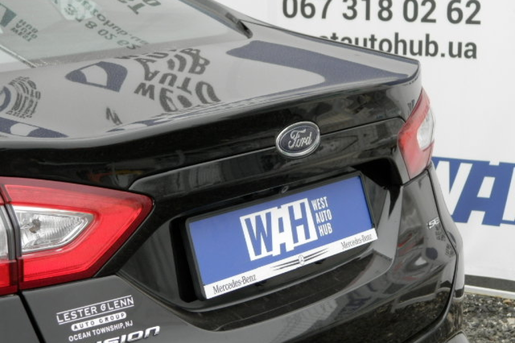 Ford Fusion SE 2016 фото 10