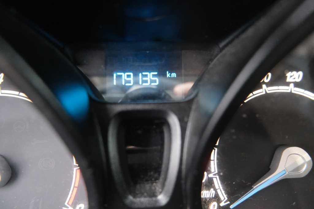 Ford Transit Courier 2016 фото 6