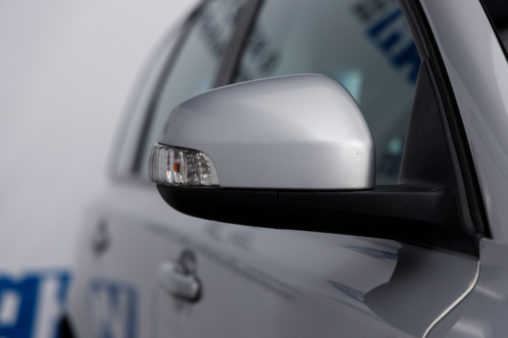 Volvo V50 2009 фото 21